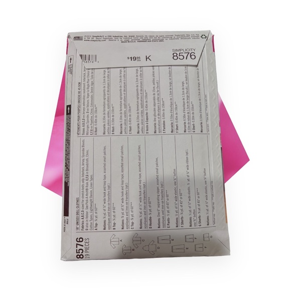 Simplicity pattern for doll clothes 18” - Picture 2 of 4